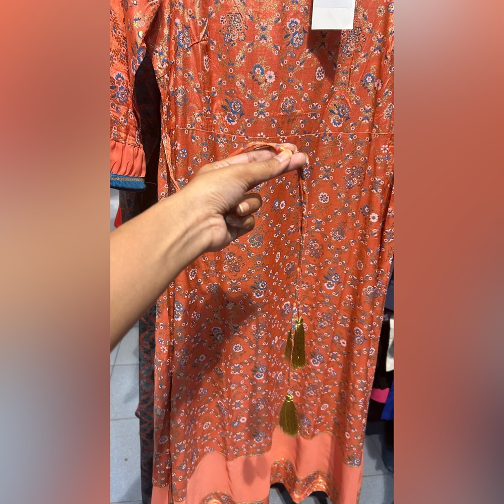 Orange kurti - Picture 11 of 14